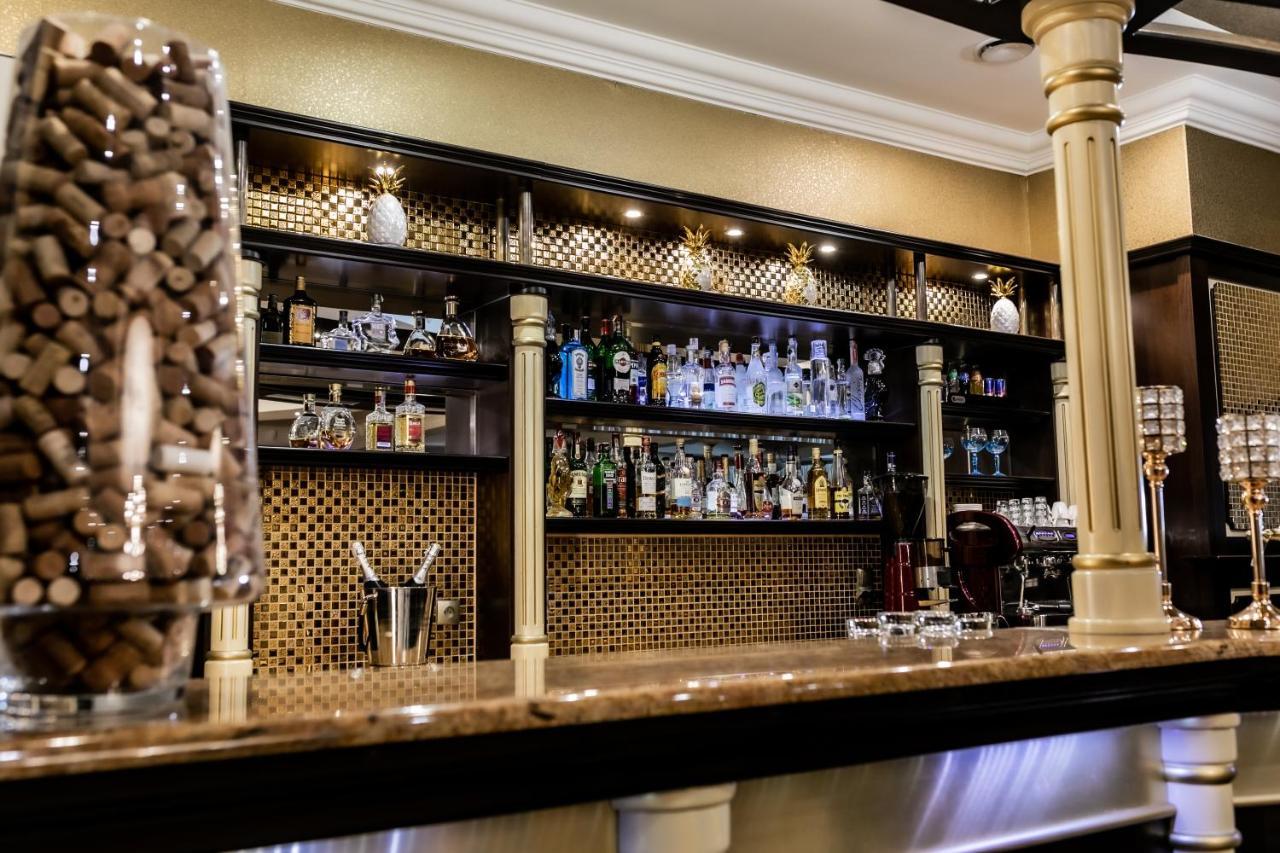 Olawian Hotel Олава Экстерьер фото