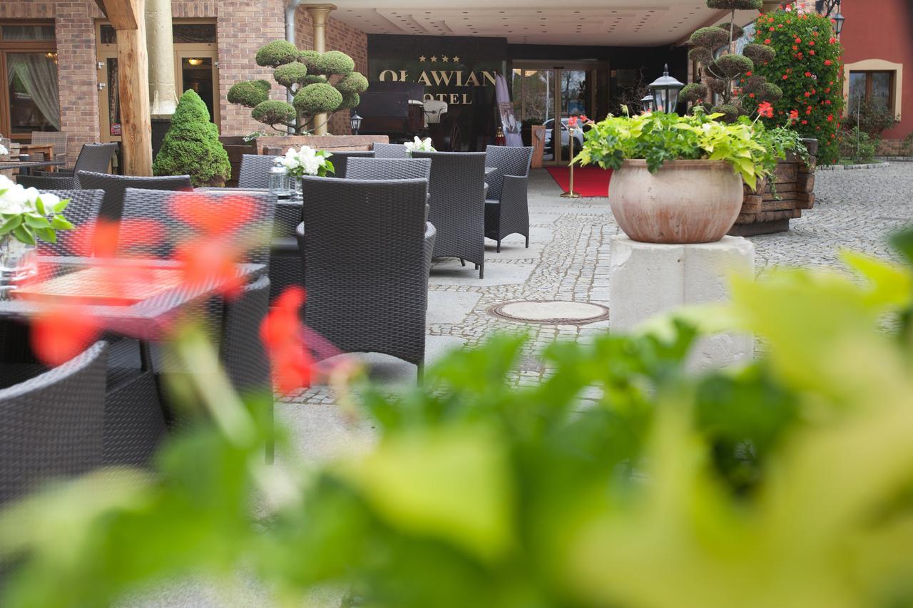 Olawian Hotel Олава Экстерьер фото