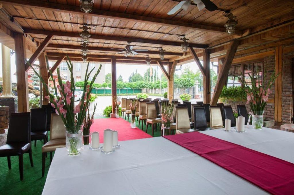 Olawian Hotel Олава Экстерьер фото