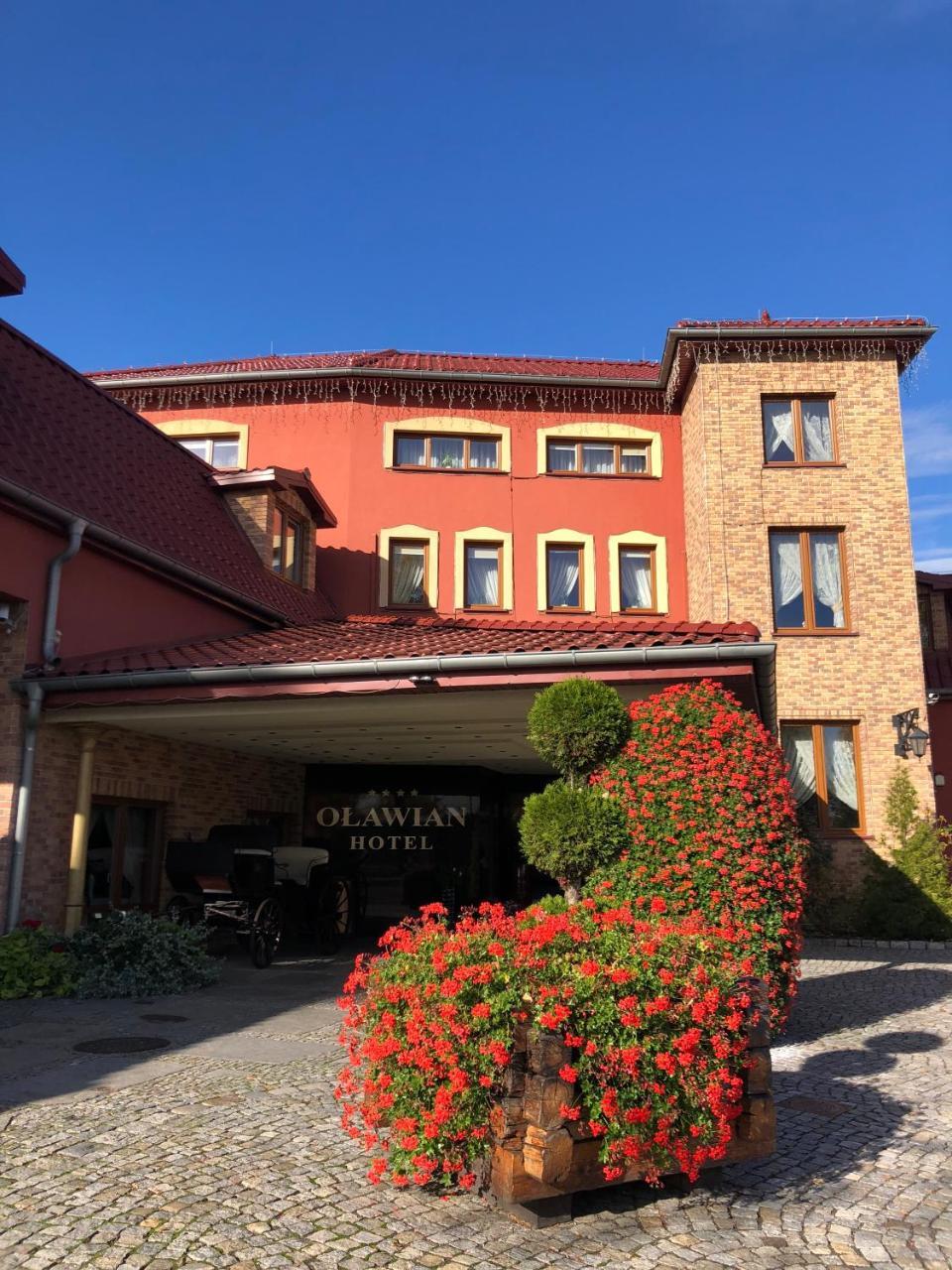 Olawian Hotel Олава Экстерьер фото